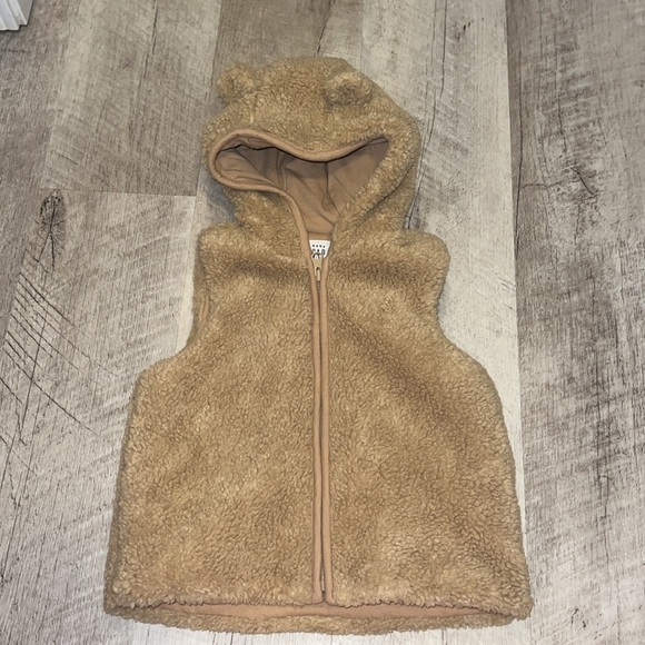 Gap Baby Sherpa Bear Vest, size 12-18 - Picture 3 of 5